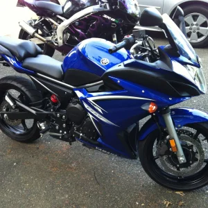 2009 Yamaha FZ6R (Blue)
