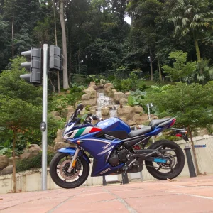 USA FZ6R