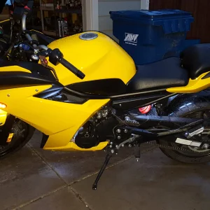 09 FZ6R