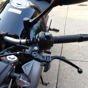 2009 FZ6R to XJ6 Conversion