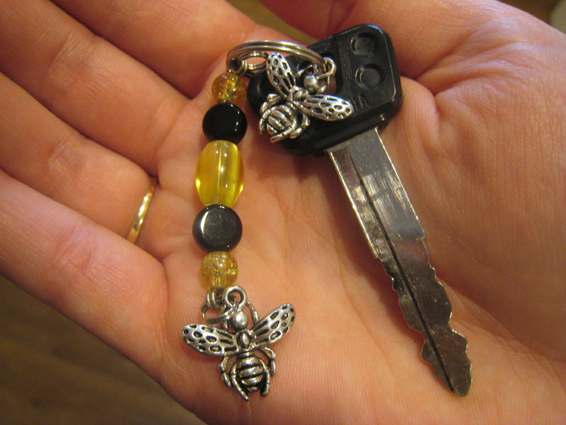 bee_key.jpg