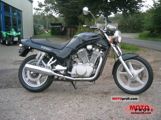 suzuki_vx_800_1995_3_lgw.jpg